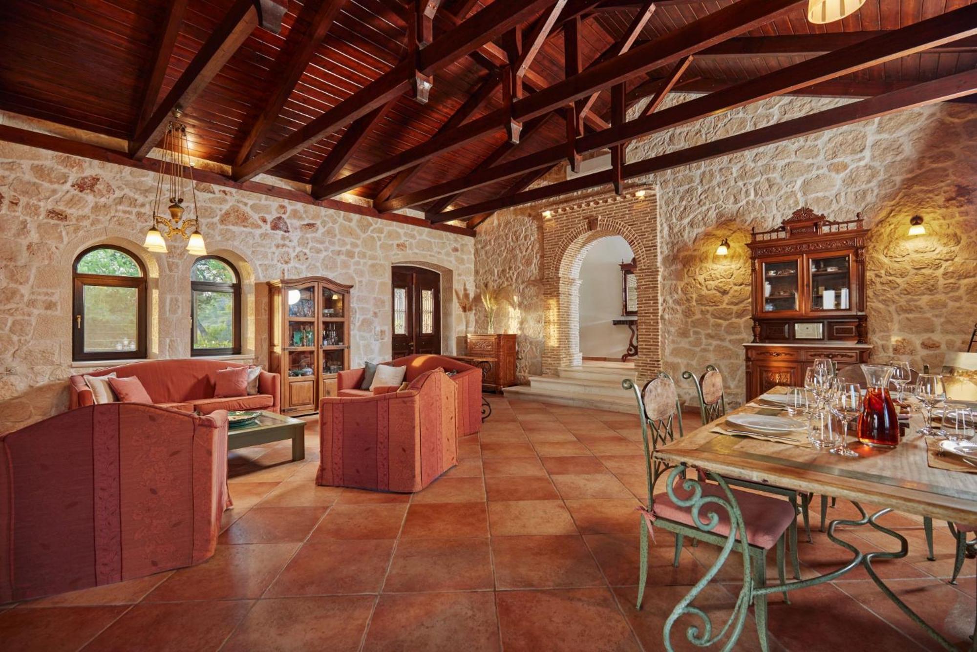 Alexandros Stone Villa *