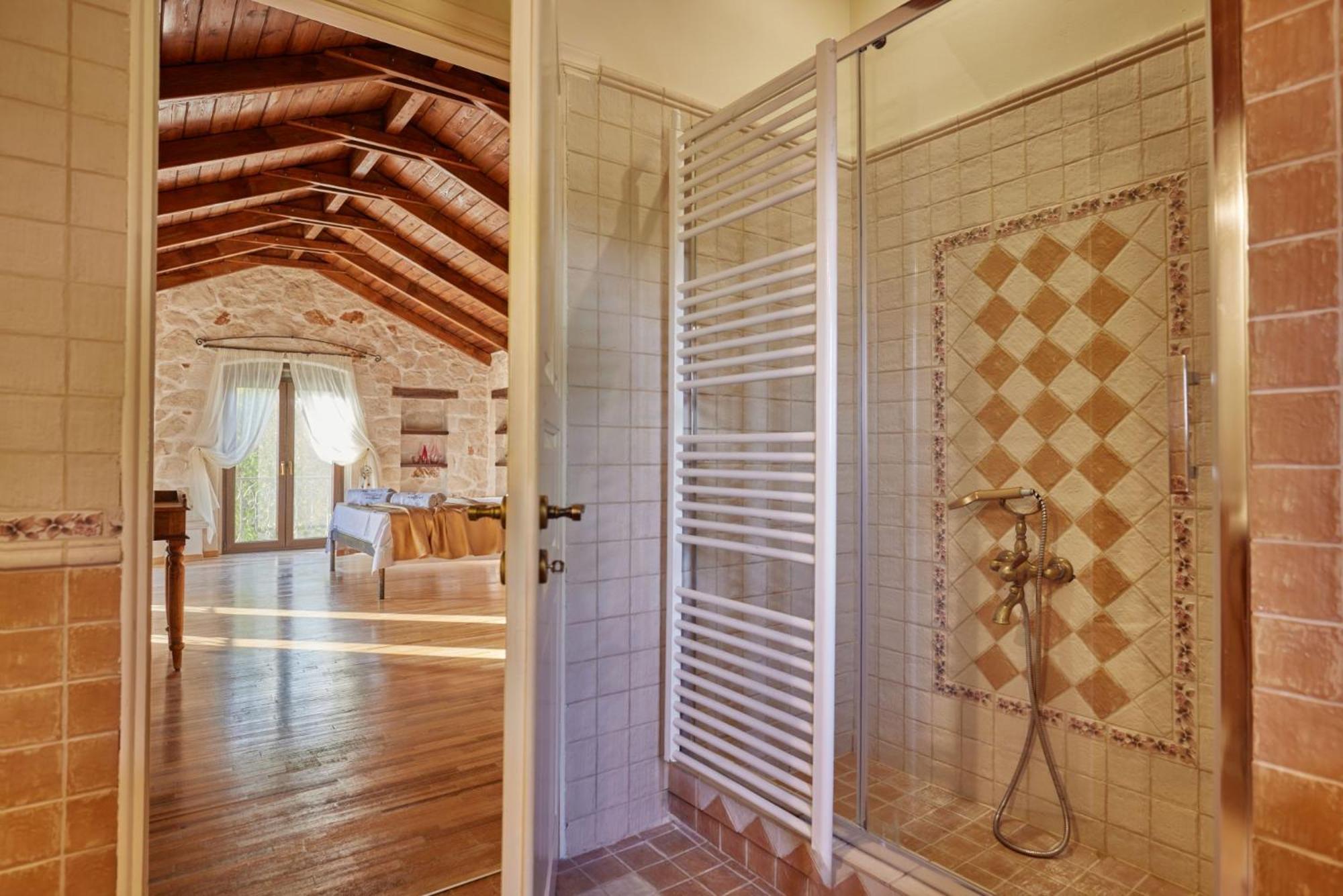 Alexandros Stone Villa
