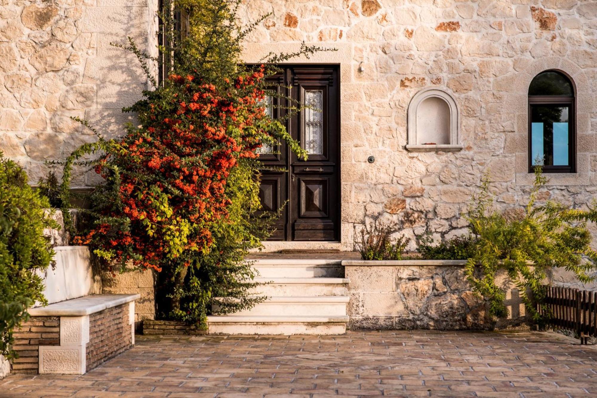 Alexandros Stone Villa *